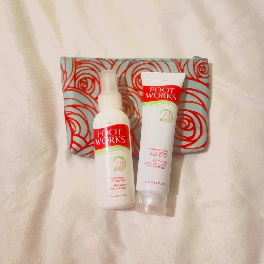Avon Foot Works Spray and Scrub Bundle
